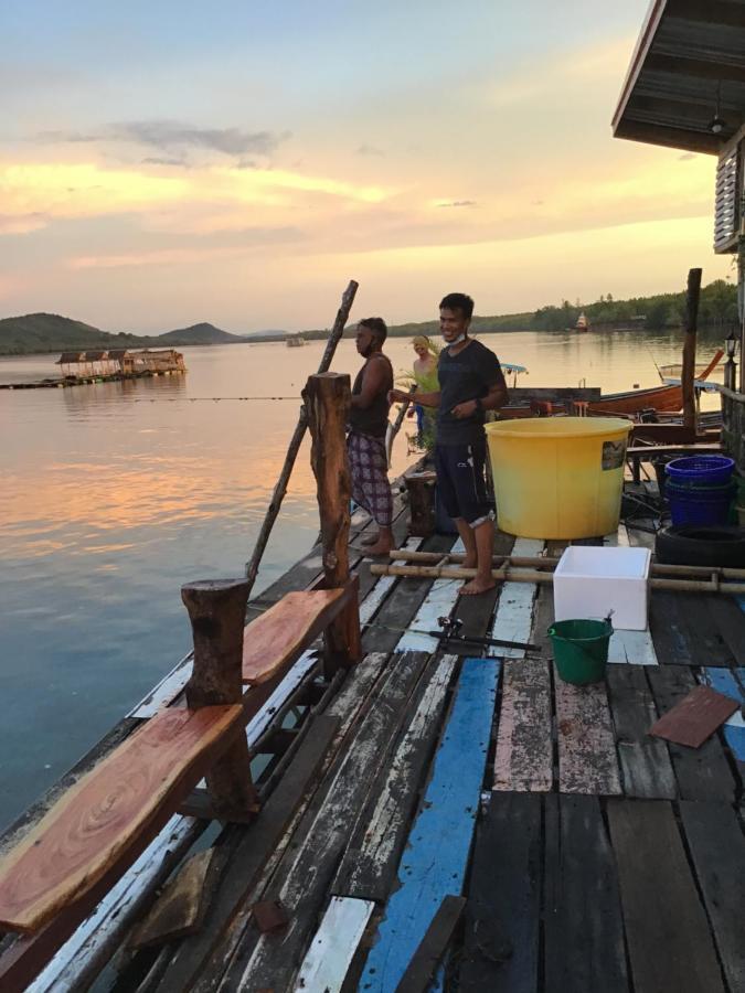 Homestay&Chaoleyseafoodrestaurant Ko Pu 외부 사진